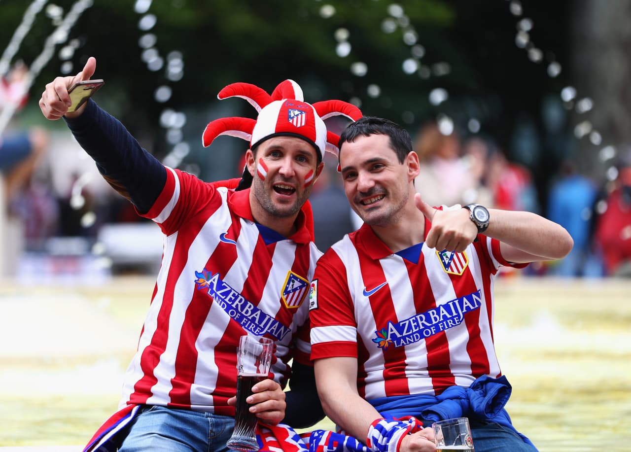 Los aficionados del Atlético de Madrid y Marsella se tomaron las calles de Lyon desde muy temprano, este miércoles, en la previa de la gran final de la UEFA Europa League. Gran ambiente en la ciudad francesa en donde el título estará en juego.