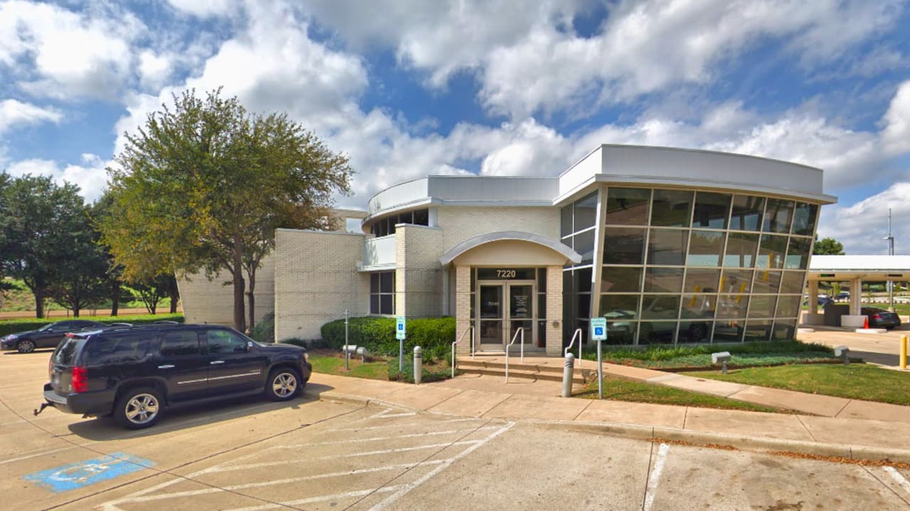 Texans Credit Union en Garland.