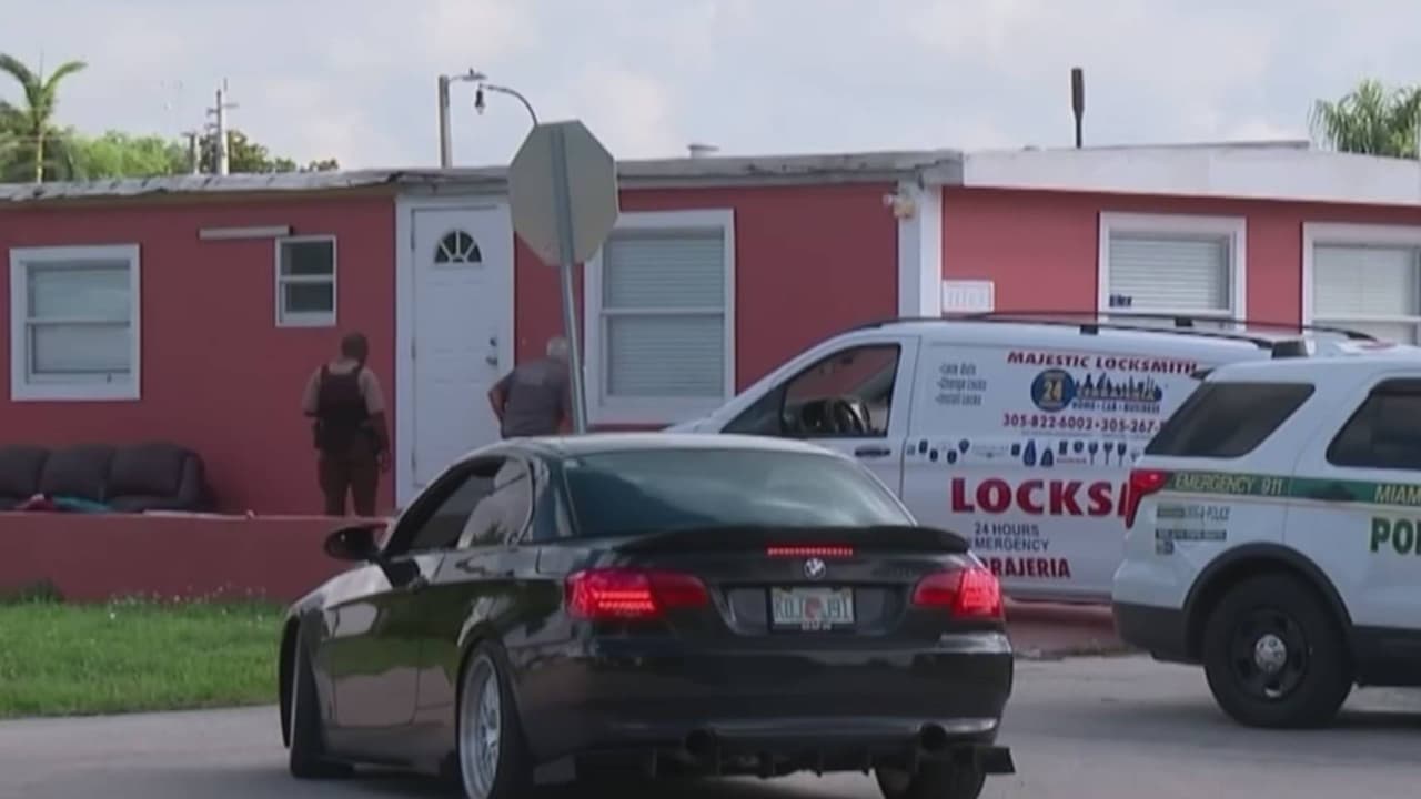 Desalojan a familias que quedaban en parque de casas móviles Li’l Abner: “No creímos que pasaría”