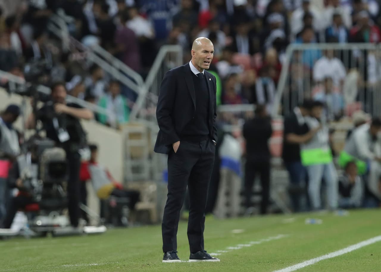 Dentro la vitrina de Zidane como entrenador aparecen tres Champions League, dos Mundiales de Clubes, dos Supercopas de Europa, una liga y dos supercopas de España.