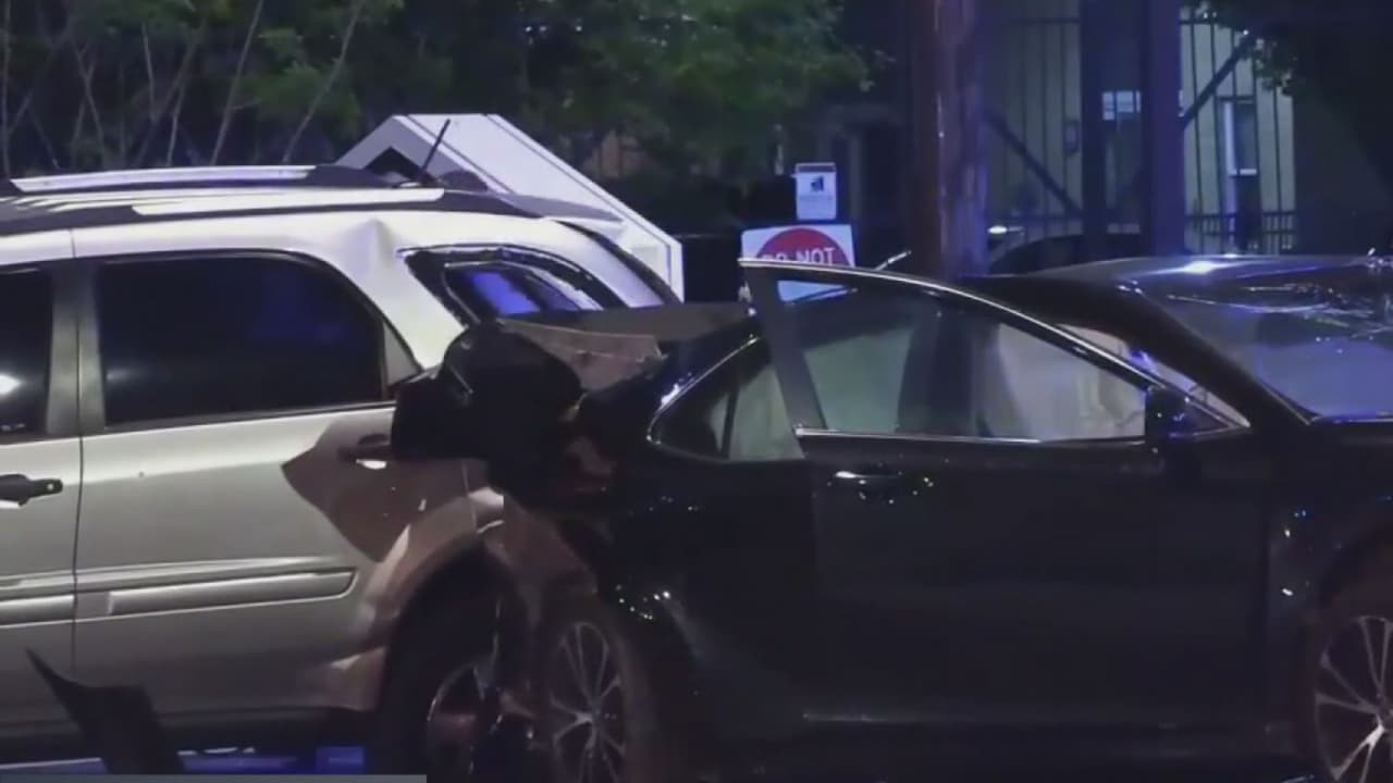 El 
<a href="https://www.univision.com/local/chicago-wgbo/una-bebe-muerta-y-un-conductor-profugo-lo-que-se-sabe-del-accidente-en-el-vecindario-de-near-west-side-video">siniestro</a> ocurrió en la madrugada del pasado jueves sobre la cuadra 300 sur Western cuando un conductor chocó un vehículo Toyota que estaba estacionado y en el cual se encontraban dos mujeres y una bebé de 1 año, que falleció.
