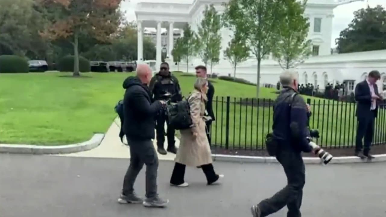 Periodistas de CNN, MS NOW y Politico ingresan nuevamente a la Casa Blanca