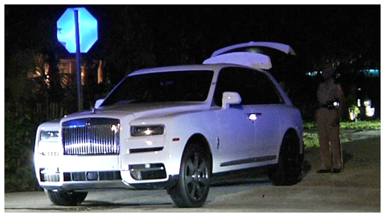 Disparan contra un Rolls Royce desde otro carro en la autopista I-95 en Miami