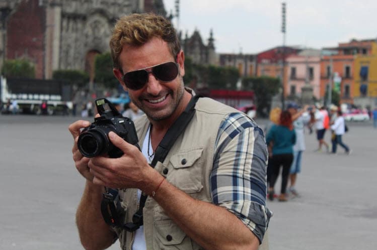 Además, Juan Osorio compartió algunas imágenes de los actores que conformarán el equipo de trabajo del melodrama en personaje.