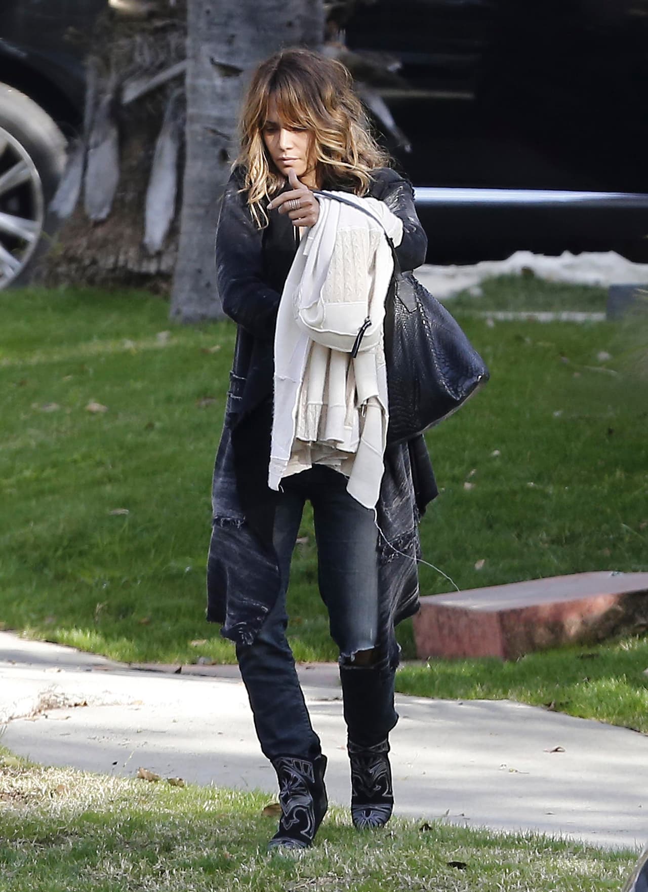 Y a decir verdad, se veía un poco demacrada.