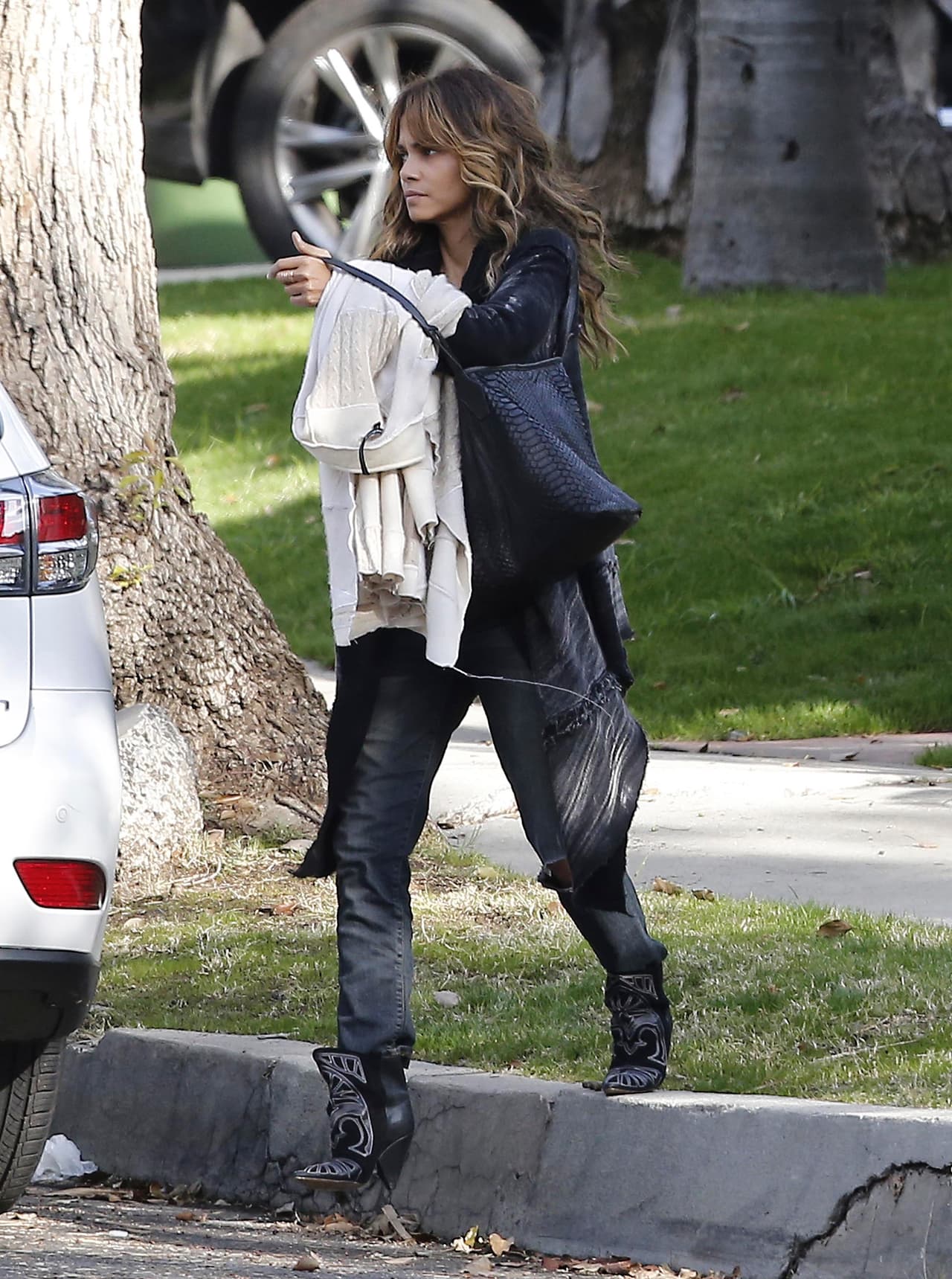 Sin nadita de maquillaje.