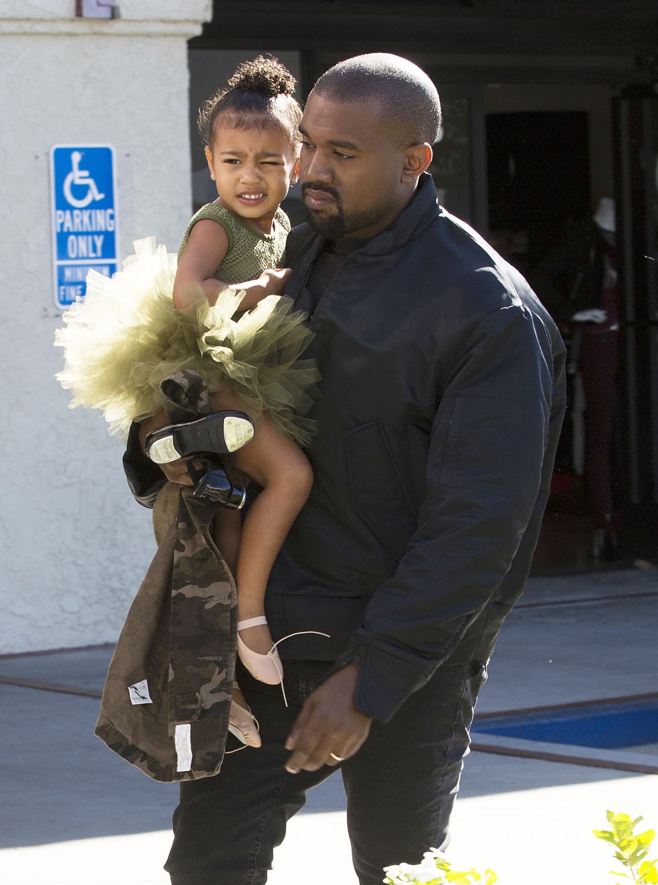 Aunque la llegada de Saint causaba incertidumbre respecto a la actitud de Noth, lo cierto es que sus papis han hecho un gran trabajo para que no se sienta desplazada, sino todo lo contrario.