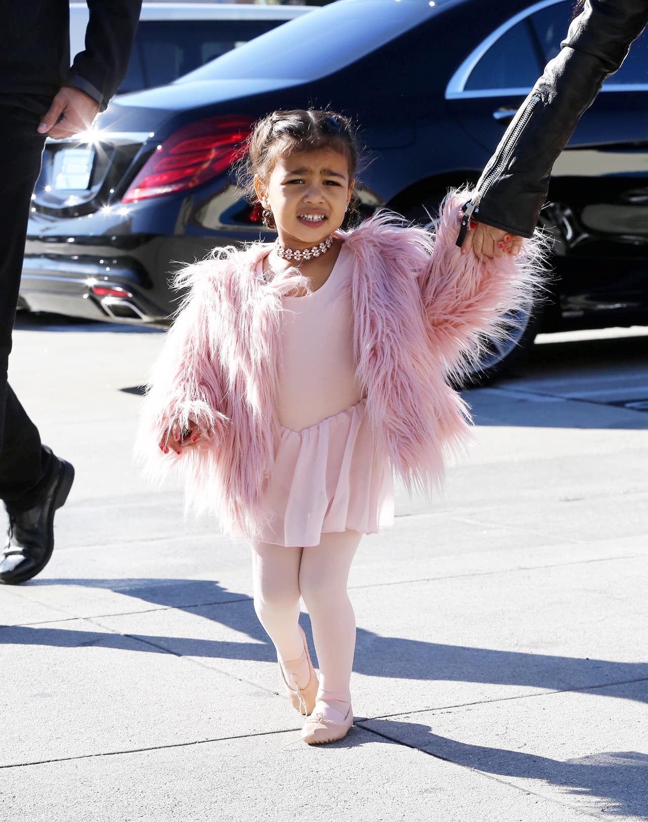 Además, reveló que Nori West ha recibido a su hermano con mucho amor: 'Cuando es el único (niño), y después viene uno nuevo, nunca sabes como va a reaccionar, pero North está obsesionada con él.' Dijo en el programa matutino.