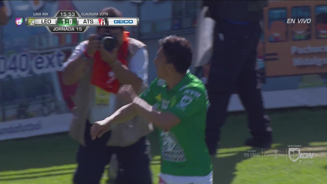 ¡Goool de León! ¿Quién más sino Ángel Mena?