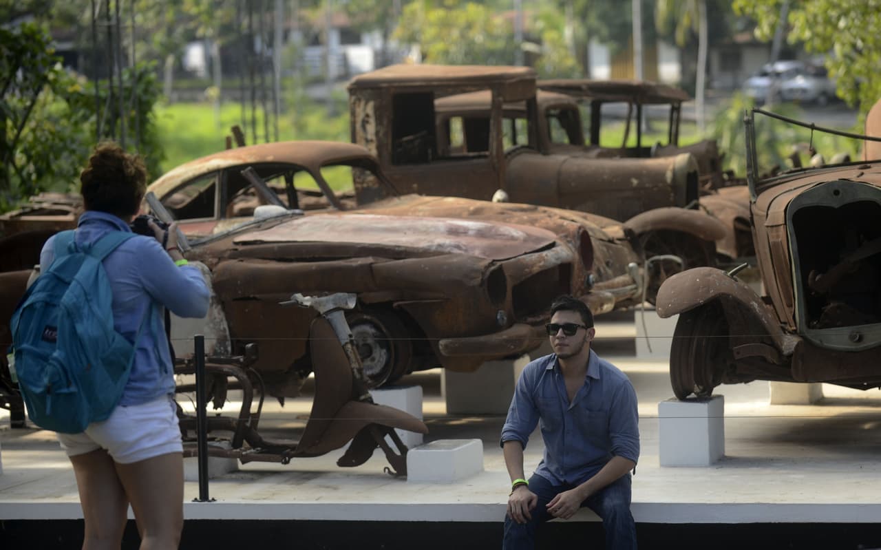 Además tenía una extensa colección de autos clásicos.
