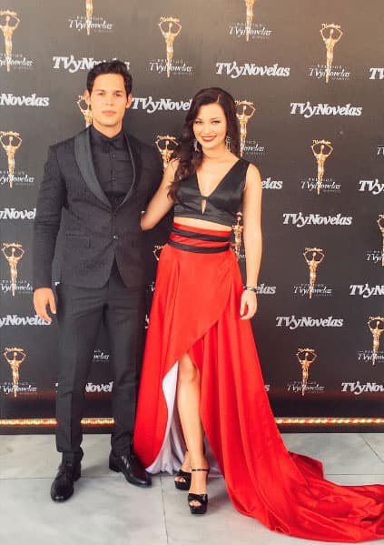 "Siempre estuvimos claros de la razón de mi decisión. Una vez que 
<b><a href="https://www.univision.com/famosos/su-noviazgo-con-irina-baeva-y-otros-datos-de-emmanuel-palomares-no-conocias-fotos">ella descuidó nuestra relación</a></b>, comprendí que después de casi tres años juntos, 
<b>era momento de seguir creciendo</b> cada uno por caminos separados", dijo a la publicación.
<br>