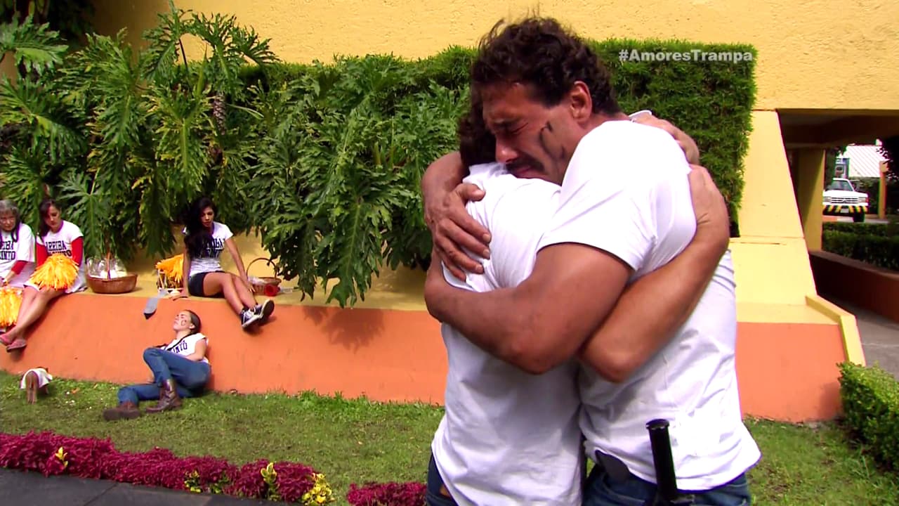 Y terminaron con un abrazo. ¡No pueden estar peleados!