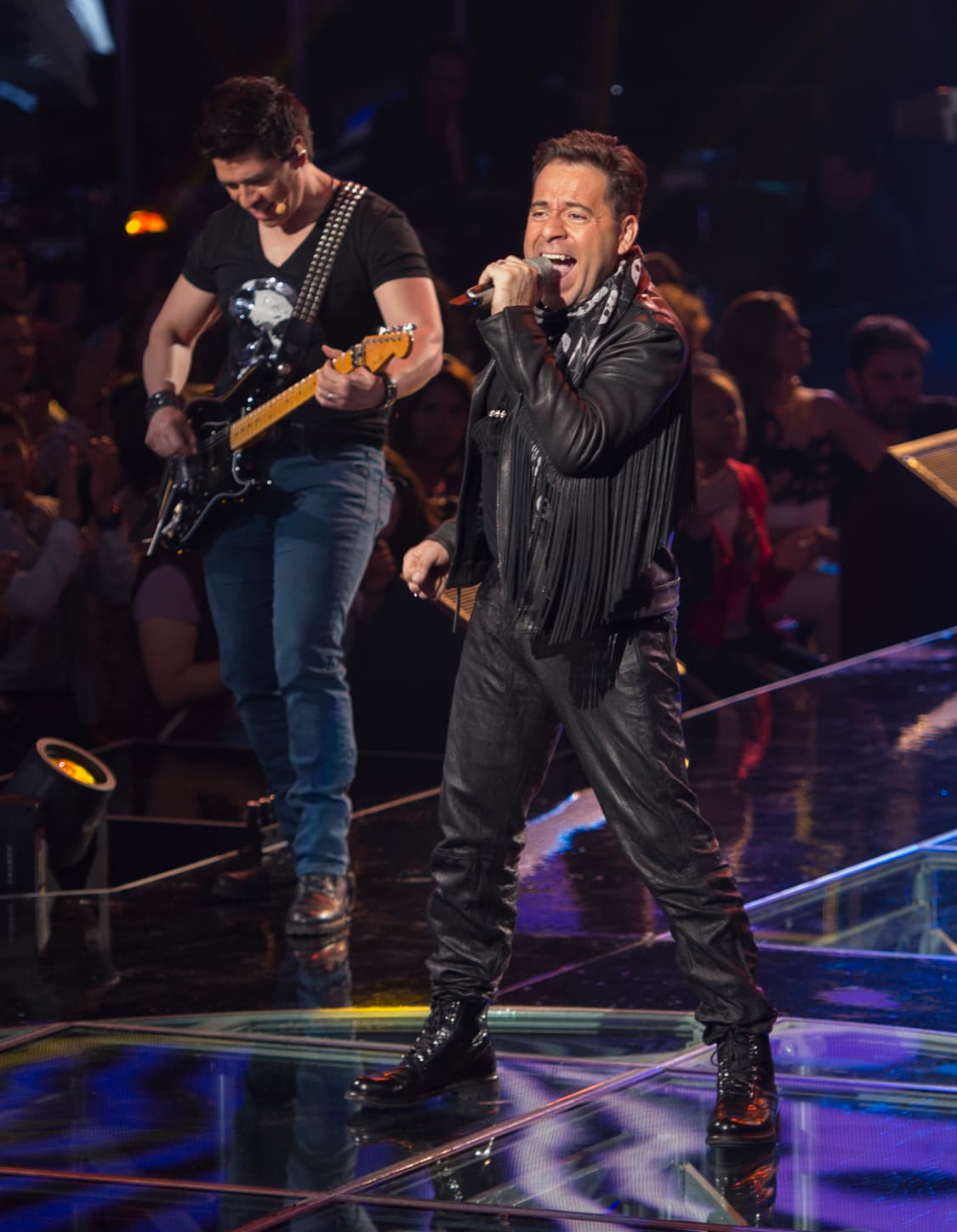 Gran lluvia de estrellas se dio cita, Carlos Rivera, Julión Álvarez, Ricardo Montaner, Moderatto, Kumbia All Starz y La Sonora Dinamita formaron parte de los musicales. La gran sorpresa de la noche fue el reencuentro de Pee Wee con los Kumbia All Starz, quien por desgracia fue el primer capitán eliminado junto con la Familia Gómez.