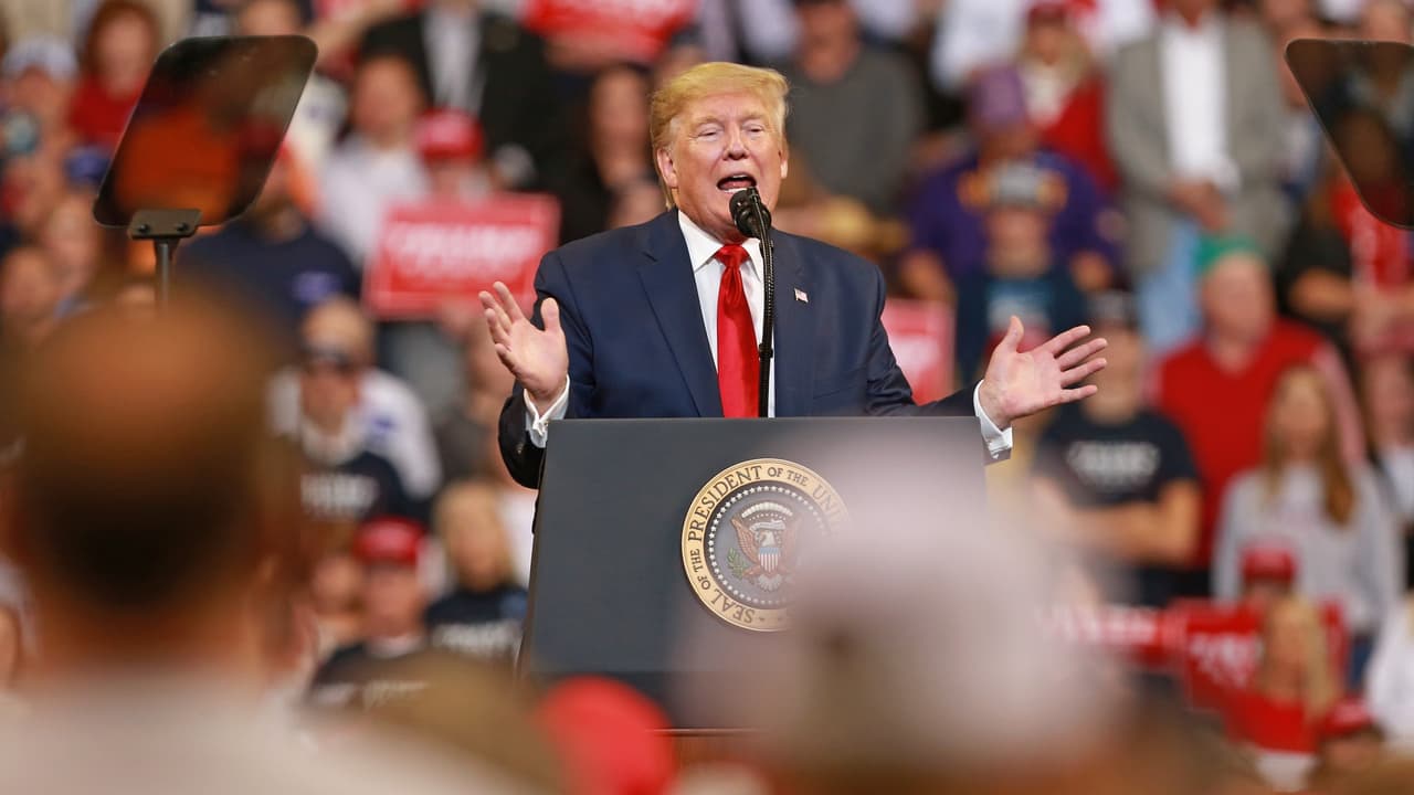 “No hicimos nada malo”, insiste Trump mientras en las audiencias públicas ratifican los señalamientos hacia Giuliani