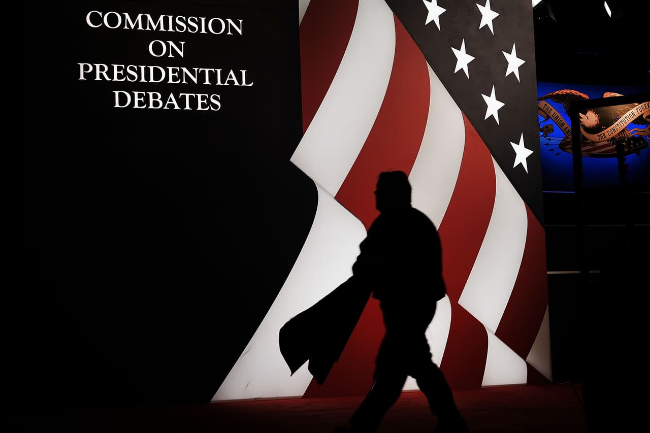 Interior de la Universidad Hoftra en Hempstead, New York, horas antes del comienzo de debate.