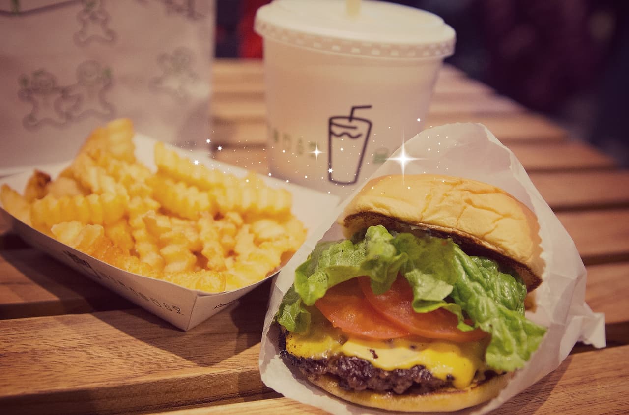 Los secretos de las hamburguesas de Shake Shack se revelarán en un libro