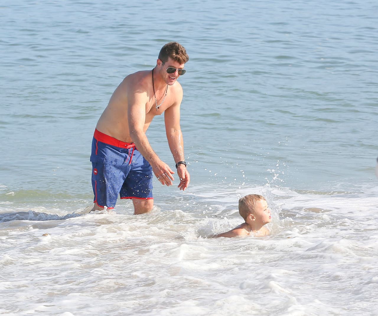 El pobre Julian sufrió al ser revolcado.