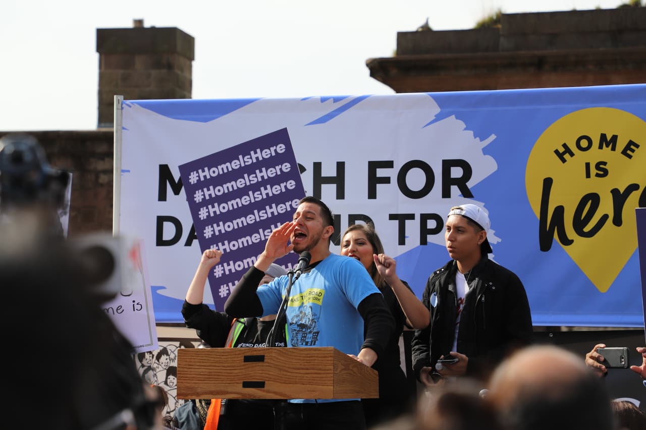 Conoce a Martín Batalla, uno de los dreamers que llevó al gobierno a la Corte Suprema para defender DACA