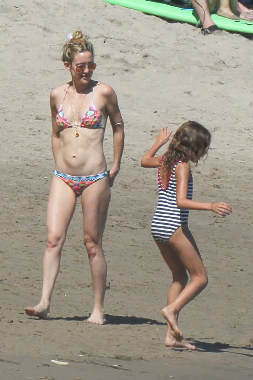 Kate Hudson, súper sexy en bikini.