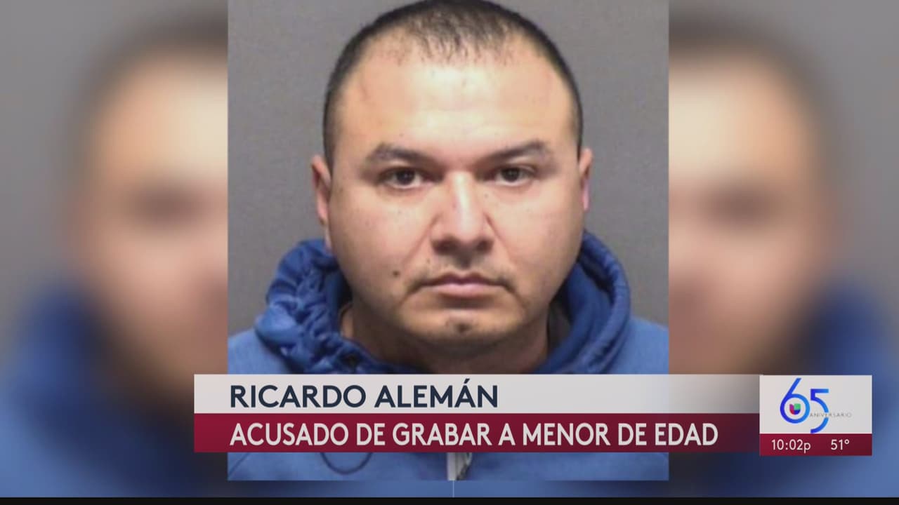 Arrestan a policía por colocar cámaras escondidas en el baño de una adolescente para verla desnuda 