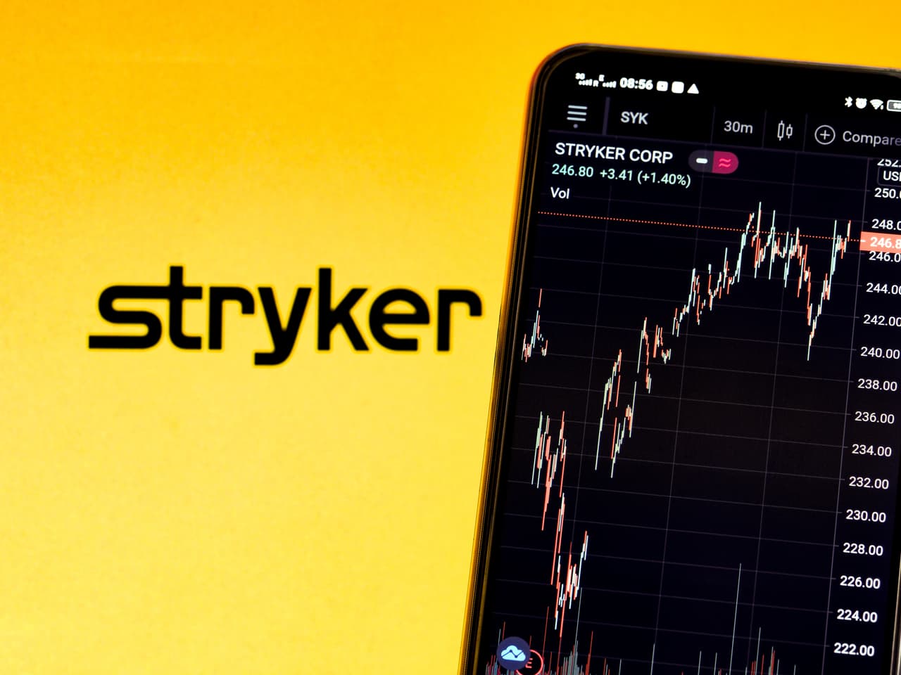 <b>Puesto 22. Familia Stryker</b>.
<br>
<br>• Patrimonio: 14,000 millones de dólares.
<br>
<br>• Cambio desde 2015: subió.
<br>
<br>• Origen de la riqueza: equipos médicos.
<br>
<br>El cirujano ortopédico Dr. Homer Stryker (fallecido en 1980) fundó la empresa de tecnología médica Stryker en 1941. Inventó varios dispositivos médicos, incluida la cama de hospital móvil. La familia Stryker heredó una participación en la compañía, que tuvo ventas de 14,900 millones de dólares en 2019.
<br>