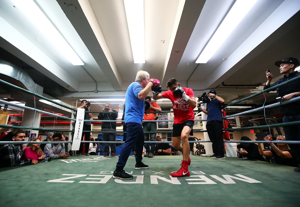 José Ramírez y Amir Imam protagonizarán una velada histórica en el marco de los 55 años de historia del Consejo Mundial de Boxeo. El choque entre Ramírez e Imam marcará la pelea dos mil de campeonato mundial de dicho organismo, para la cual estará en disputa la faja vacante superligera del CMB. La cita será este sábado en el Madison Square Garden.