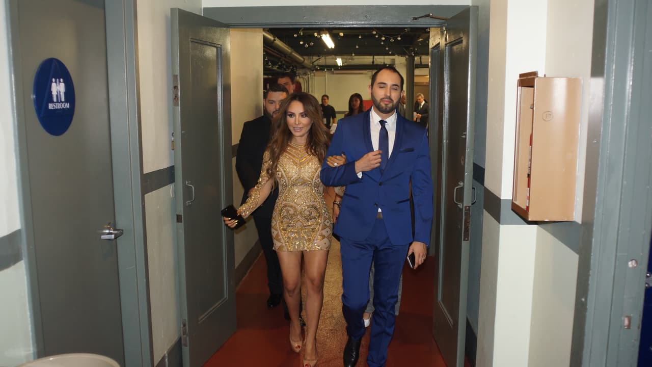 La Bronca , El Compa Ivan y El Tambochi representaron al Free-guey show muy bien en la gala del Balón de Oro.