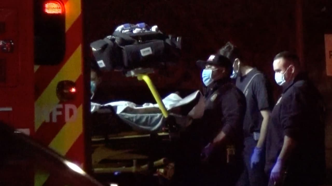 Joven se dispara accidentalmente en los testículos cuando manipulaba su pistola en Houston