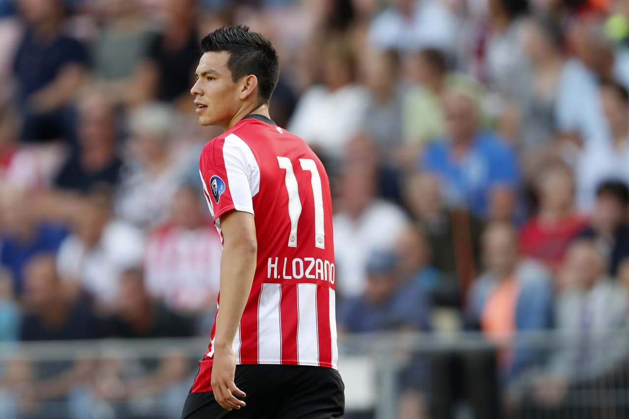 El comienzo del 'Chucky' en PSV Eindhoven fue incluso mejor que el de Ronaldo y Romario en ese equipo. Todas las miradas se enfocaron al mexicano, nuevo talento del histórico club holandés.