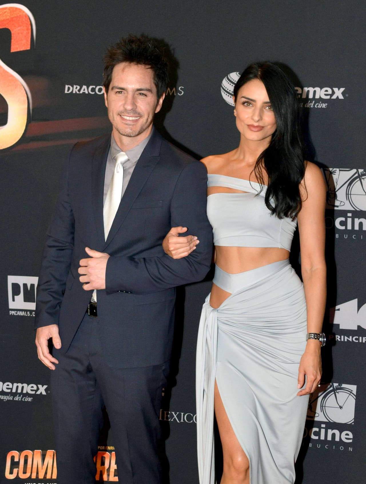 <h2 class="cms-H2-H2">Aislinn Derbez y Mauricio Ochmann </h2>
<br>Durante largo tiempo, Aislinn Derbez y Mauricio Ochmann demostraron ser una de las parejas más sólidas y enamoradas de la industria.
