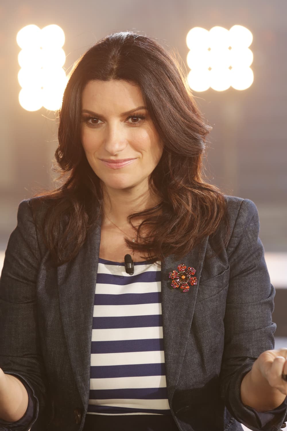 Ricky, Laura y Alejandro tuvieron su primer altercado. Sanz culpó a Laura de conformarse con poco, mientras que Ricky expresó su punta de vista y acordó que no todos tenían al talento necesario. Luego de varios dimes y diretes, llegaron a un acuerdo y escogieron las mejores voces.