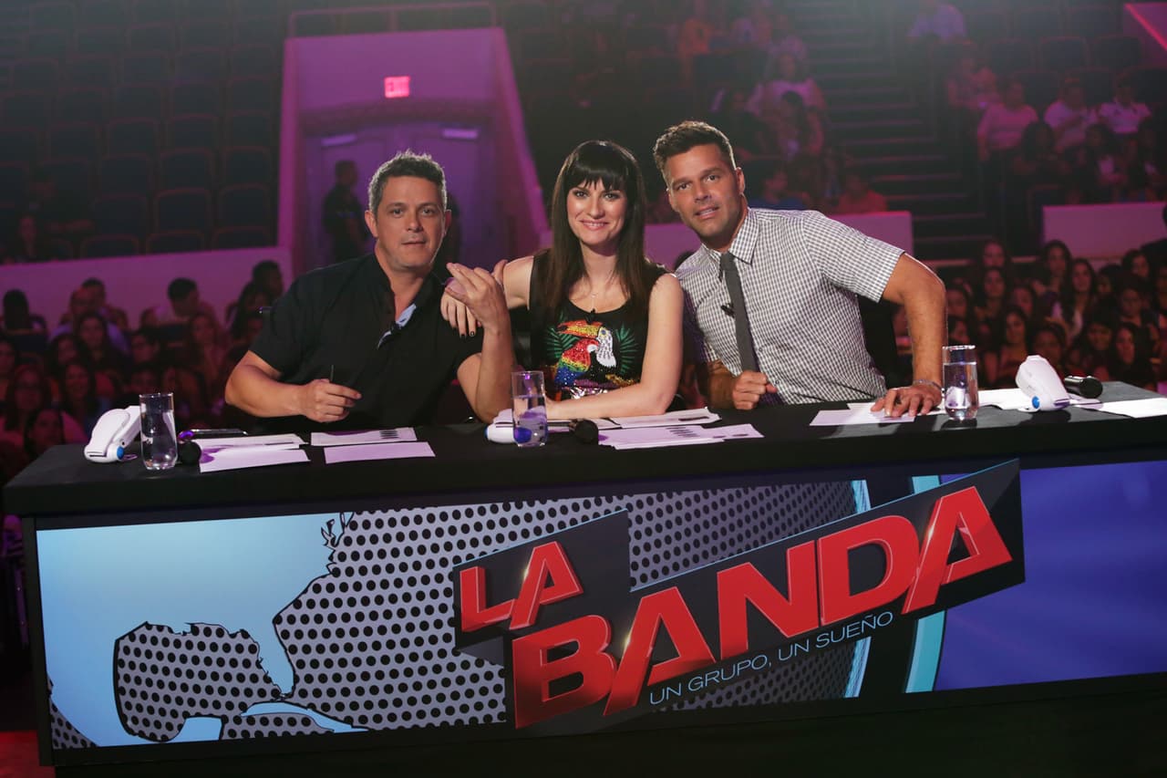 Ricky, Laura y Alejandro tuvieron su primer altercado. Sanz culpó a Laura de conformarse con poco, mientras que Ricky expresó su punta de vista y acordó que no todos tenían al talento necesario. Luego de varios dimes y diretes, llegaron a un acuerdo y escogieron las mejores voces.