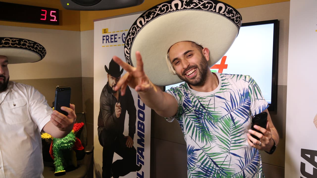 Y hasta que La Bronca se puso la tanga.