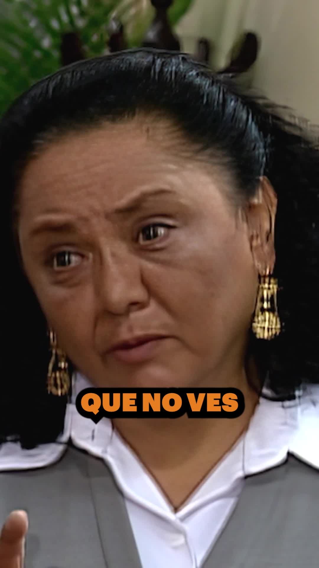 Jovita trata de impedir que Liliana se vaya de la casa