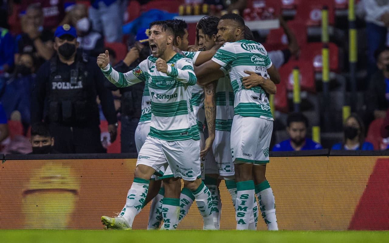El Azteca enmudeció con el golazo de Diego Valdés en la primera mitad.