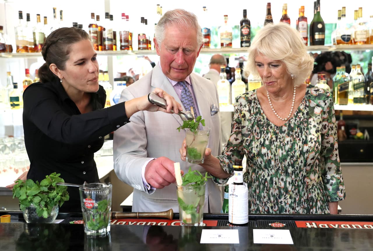 Pero, también tuvieron su momento de participación cuando fueron invitados a preparar un mojito.