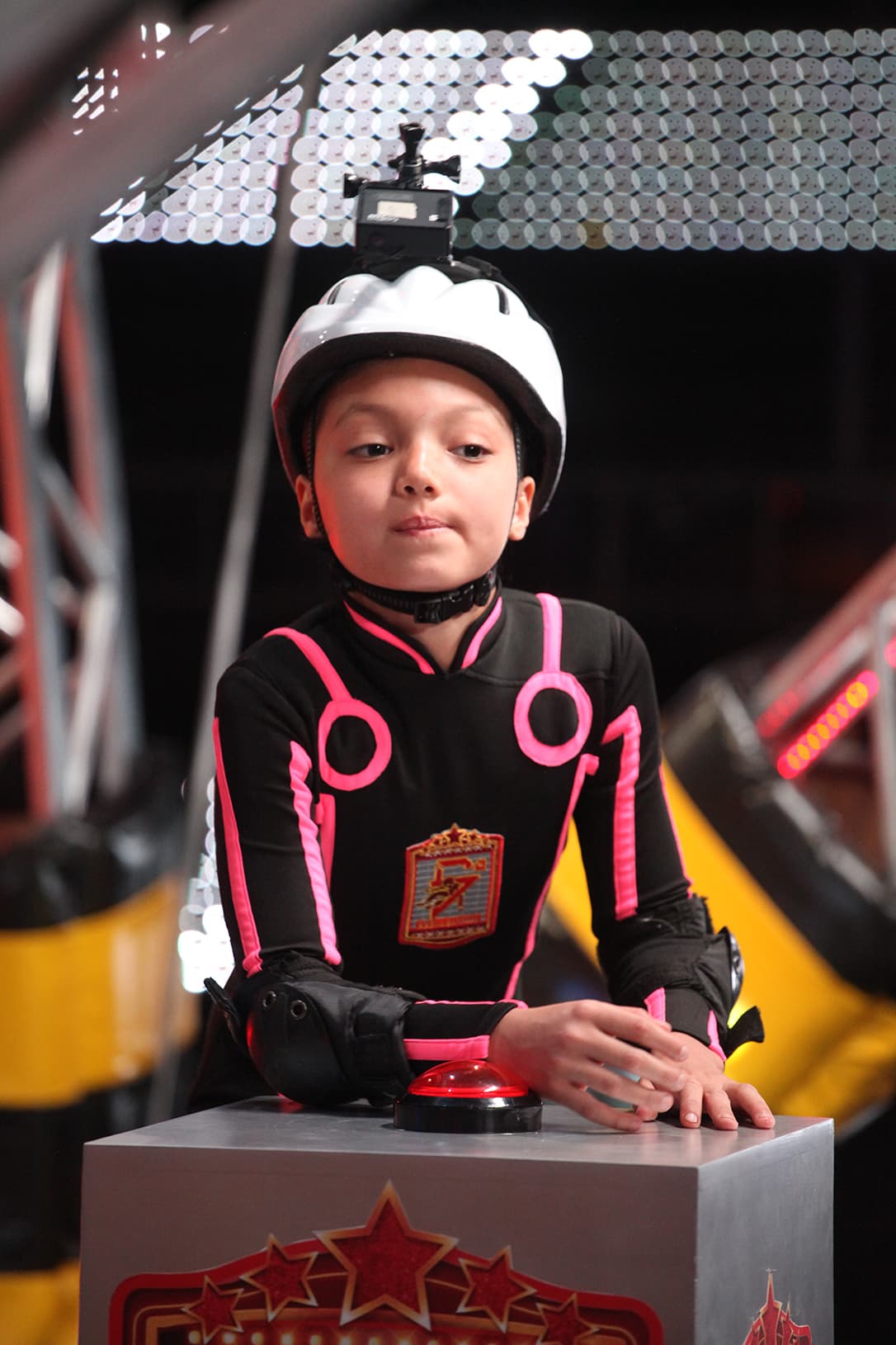 Mariana Olvera es la responsable de la fuerza y destreza en cada reto del Quinto Elementito.