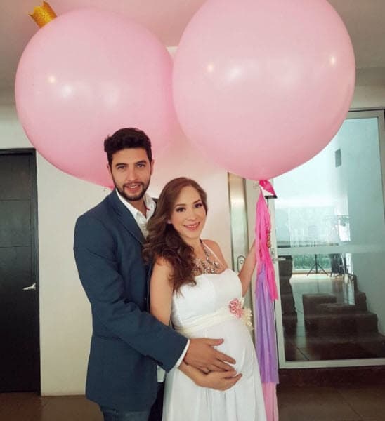 Pero así como esta feliz pareja, varias estrellas infantiles también se convirtieron en padres, mira este recuento.