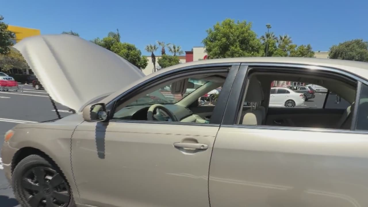 Residente denuncia que compró un auto usado por cinco mil dólares y resultó ser un fraude