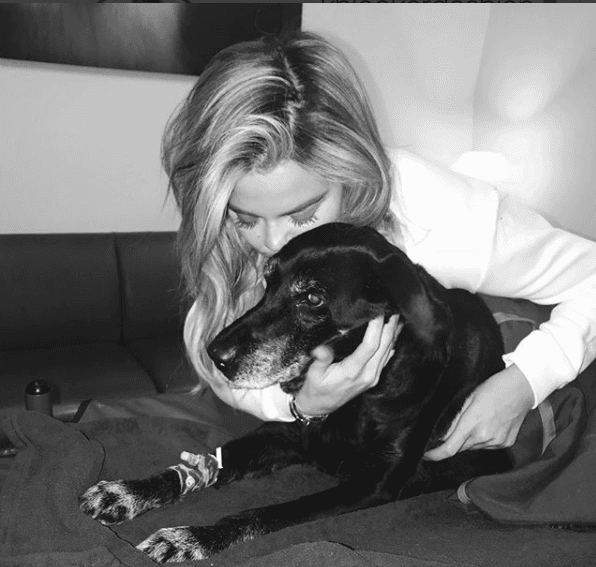 Khloe Kardashian es la más reciente en compartir con sus fans el dolor que le provocó la muerte de Gabanna.