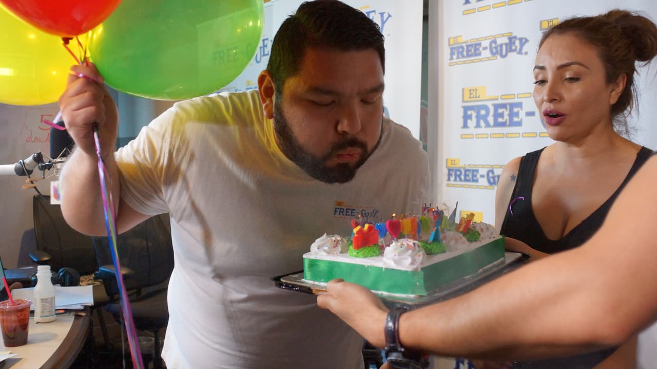 <a href="http://www.univision.com/temas/el-tambochi">El Tambochi</a> celebro sus 34 años junto a
<a href="http://www.univision.com/temas/la-bronca"> La Bronca</a> y
<a href="http://www.univision.com/temas/el-compa-ivan"> El Compa Ivan.</a>