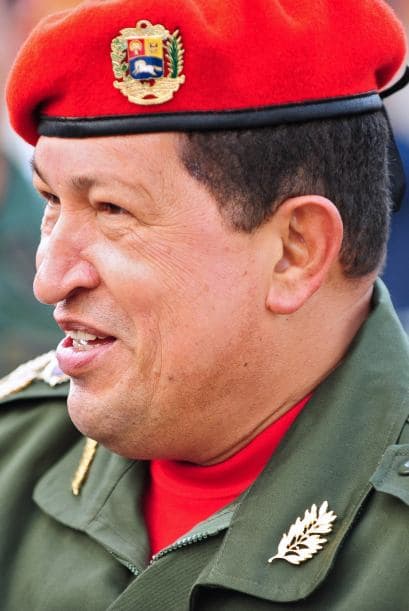 En tanto, el presidente de Venezuela planteó la posibilidad de derogar la Ley Habilitante que le faculta de "poderes especiales", en un periodo de máximo cinco meses, según el diario El Carabobeño.