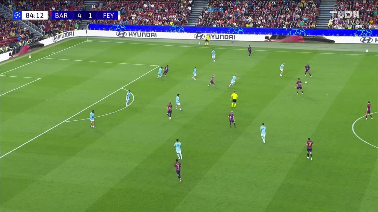 ¡GOL!  anota para FC Barcelona. Gabriel Jesus