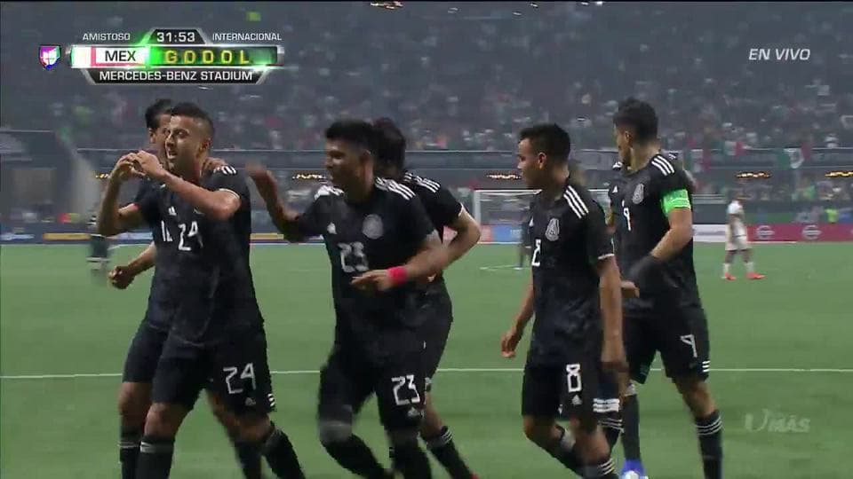 ¡GOOOL! Roberto Alvarado anota para Mexico