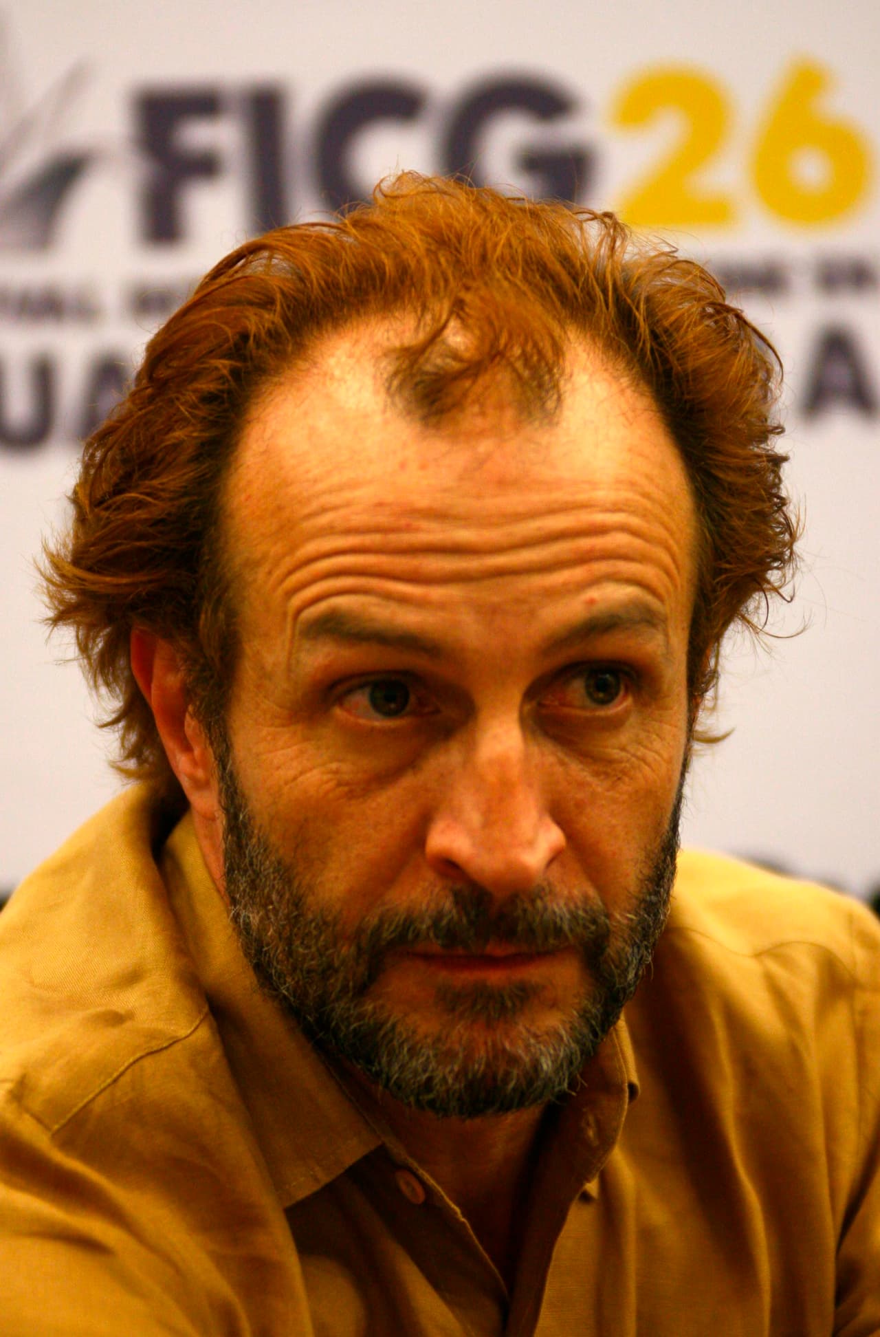 Después del sentido fallecimiento de Salvador Iglesias, Félix decide ayudar a Chava Iglesias como consejero..