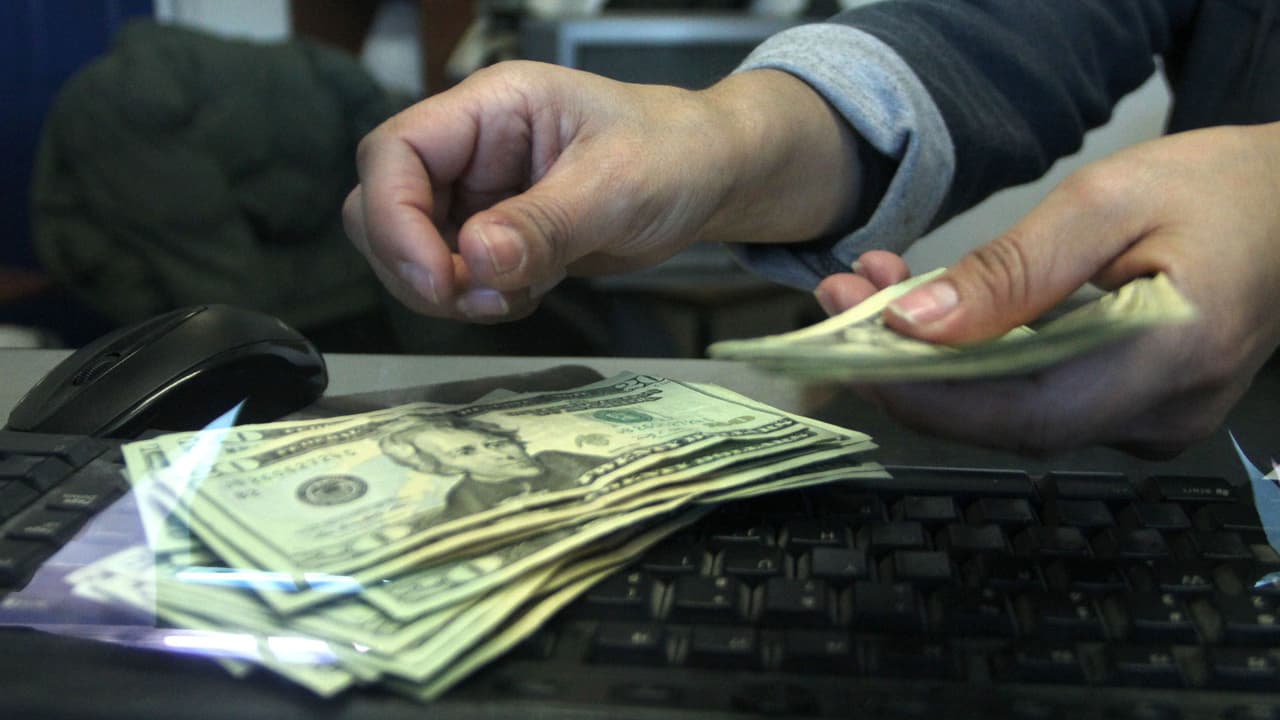 ¿Qué deben hacer las familias para recibir el crédito tributario por hijos? Aclaramos tus dudas