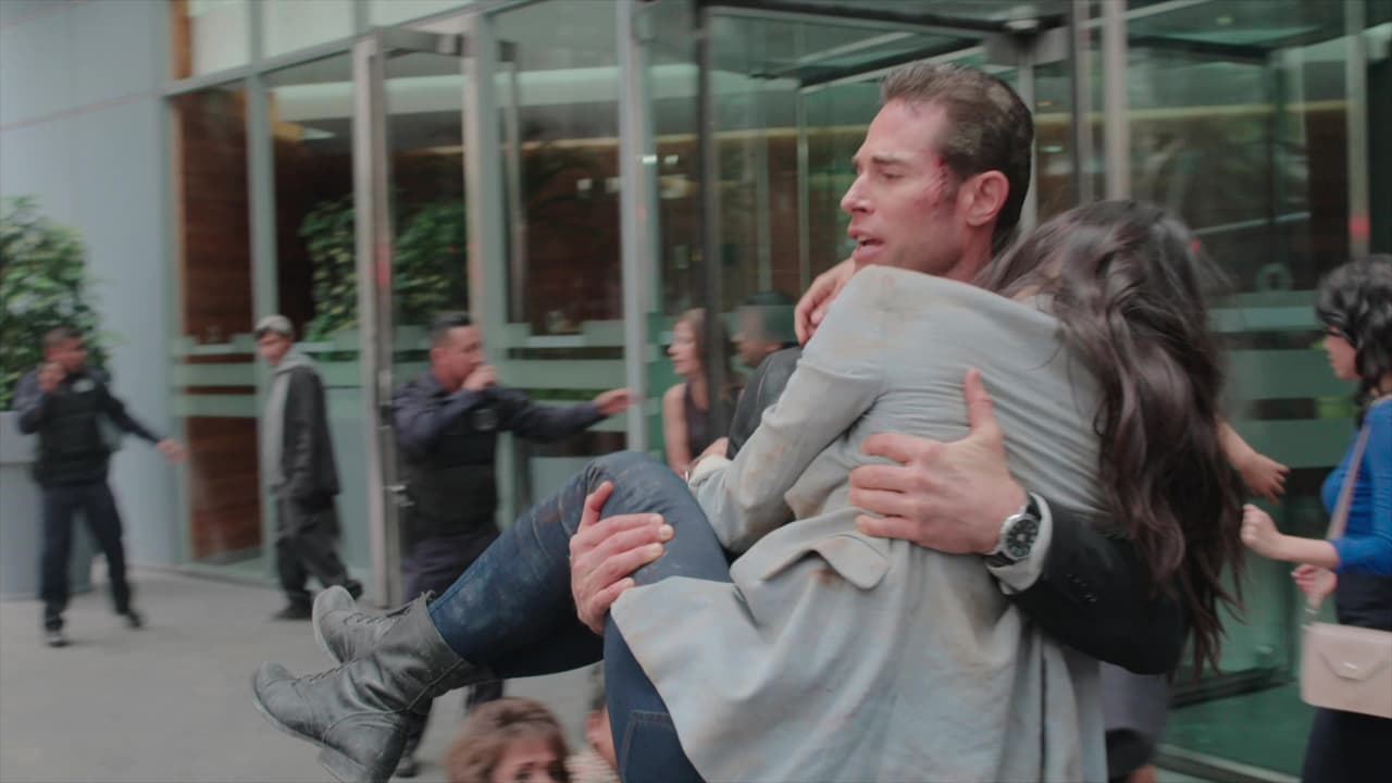 El mundo de las drogas y la tecnología son algunos de los temas que abarca El Dragón y que han unido a estos dos personajes, pero también los ha puesto en peligro.