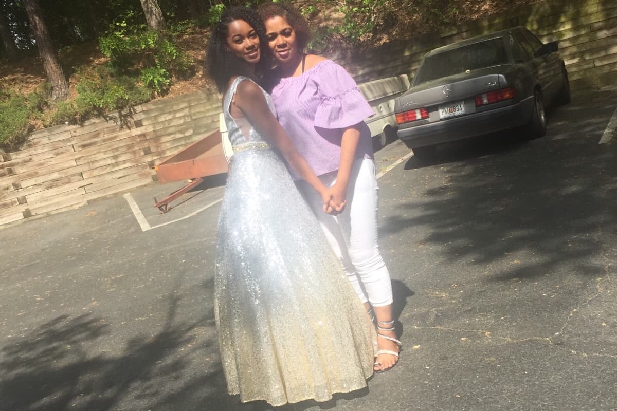 "Su vida fue cegada cerca de las 11:40 am del 16 de marzo por una persona sin corazón", escribió la familia en internet.