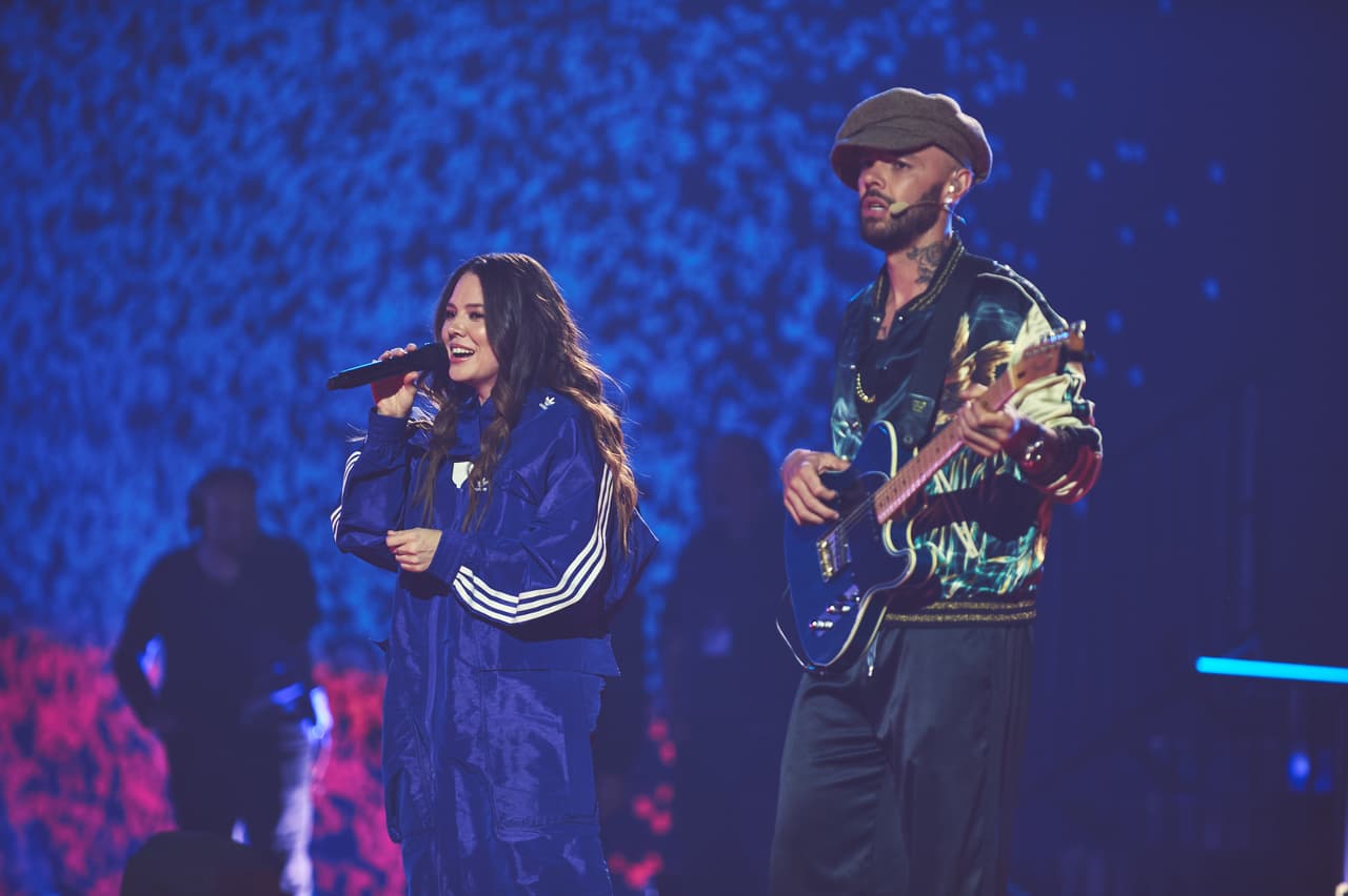Los chicos de
<b>Jesse & Joy</b> serán parte del homenaje a Carlos Vives en Latin AMAs 2023.