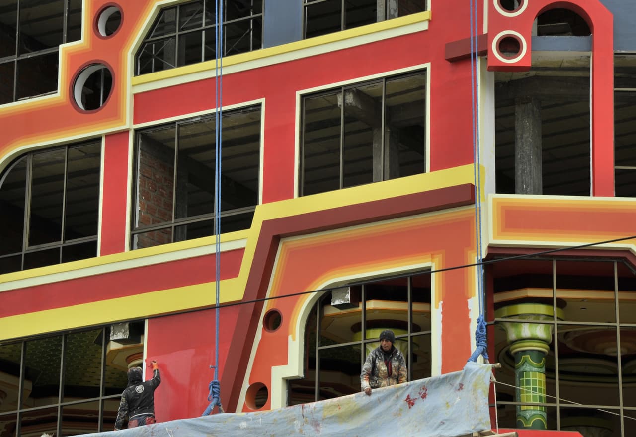 In Aymara culture the buildings possess what is known as 
<i>ajayu,</i> meaning they have a spirit and life of their own.